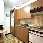 Royal 33